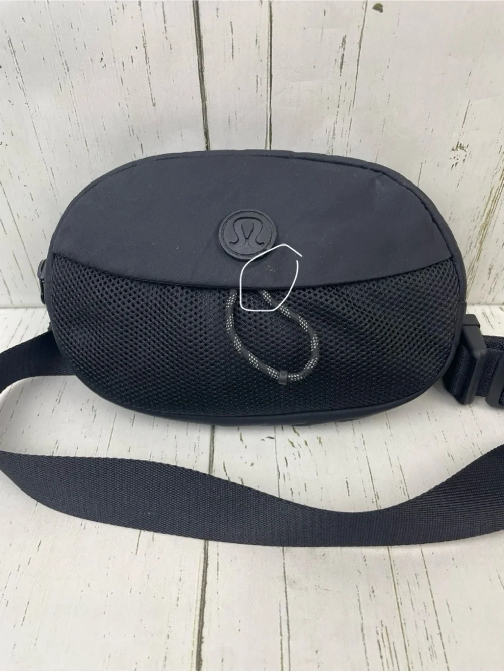 Lululemon Take It On Belt Bag *1L‎